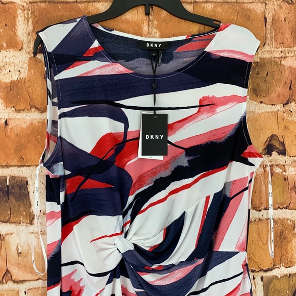 DKNY Twisted Front Top - Picture 5 of 7